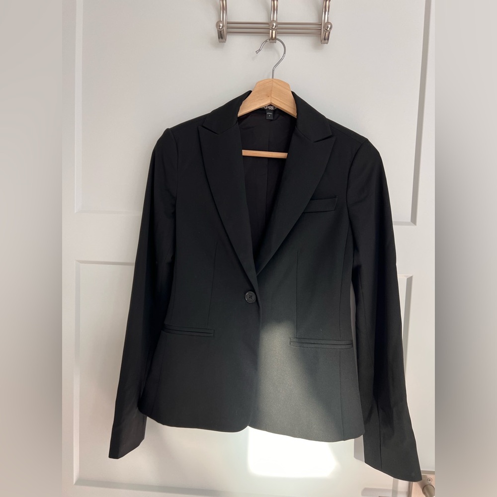 Classic Express Black Women's Blazer